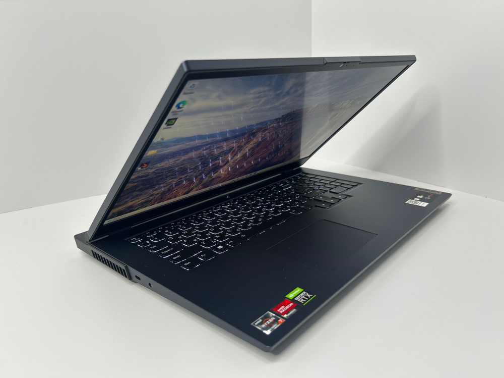 Ноутбук Lenovo Legion 5 17ACH6H (82JY0033RU) 17.3"/AMD Ryzen 7 5800H/RAM 16GB/SSD 1024GB/GeForce RTX 3070 8GB/1920*1080/IPS 144Hz/Windows 10/Подсветка кл-ры: LED/черный. Состояние: A1