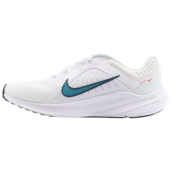 Nike Quest 5