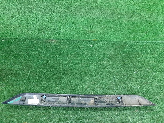 Накладка крышки багажника Renault Duster 2 (2020-н.в.)