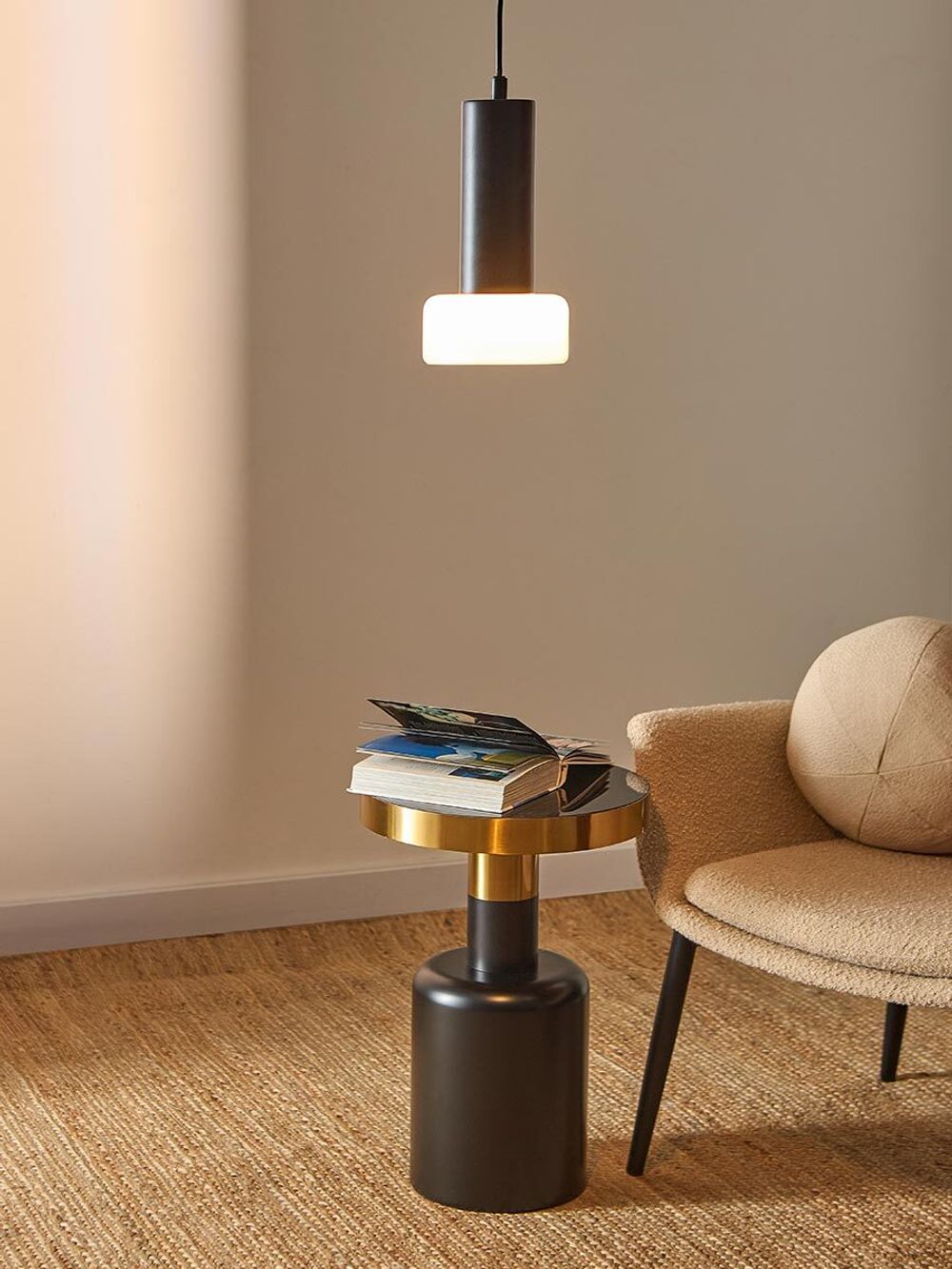 Светильник подвесной Fungus, Ø15х25 см, белый/черный