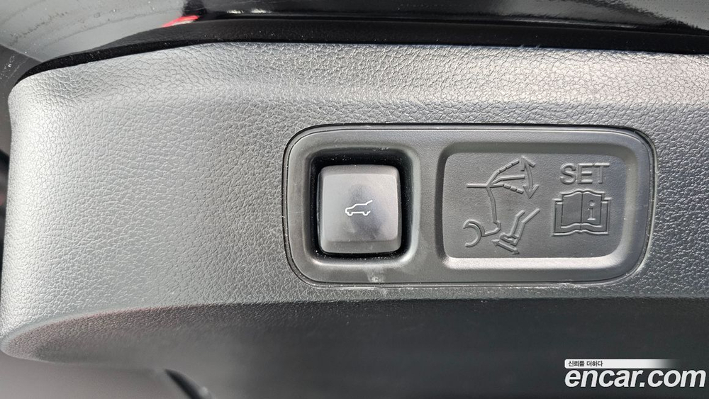 Ford Expedition Platinum 4WD (10.2021)