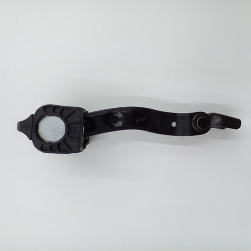 Ограничитель открывания двери передний для ЛАДА Веста