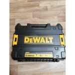 Дрель-шуруповерт бесщеточная аккумуляторная DeWalt DCD701D2-QW