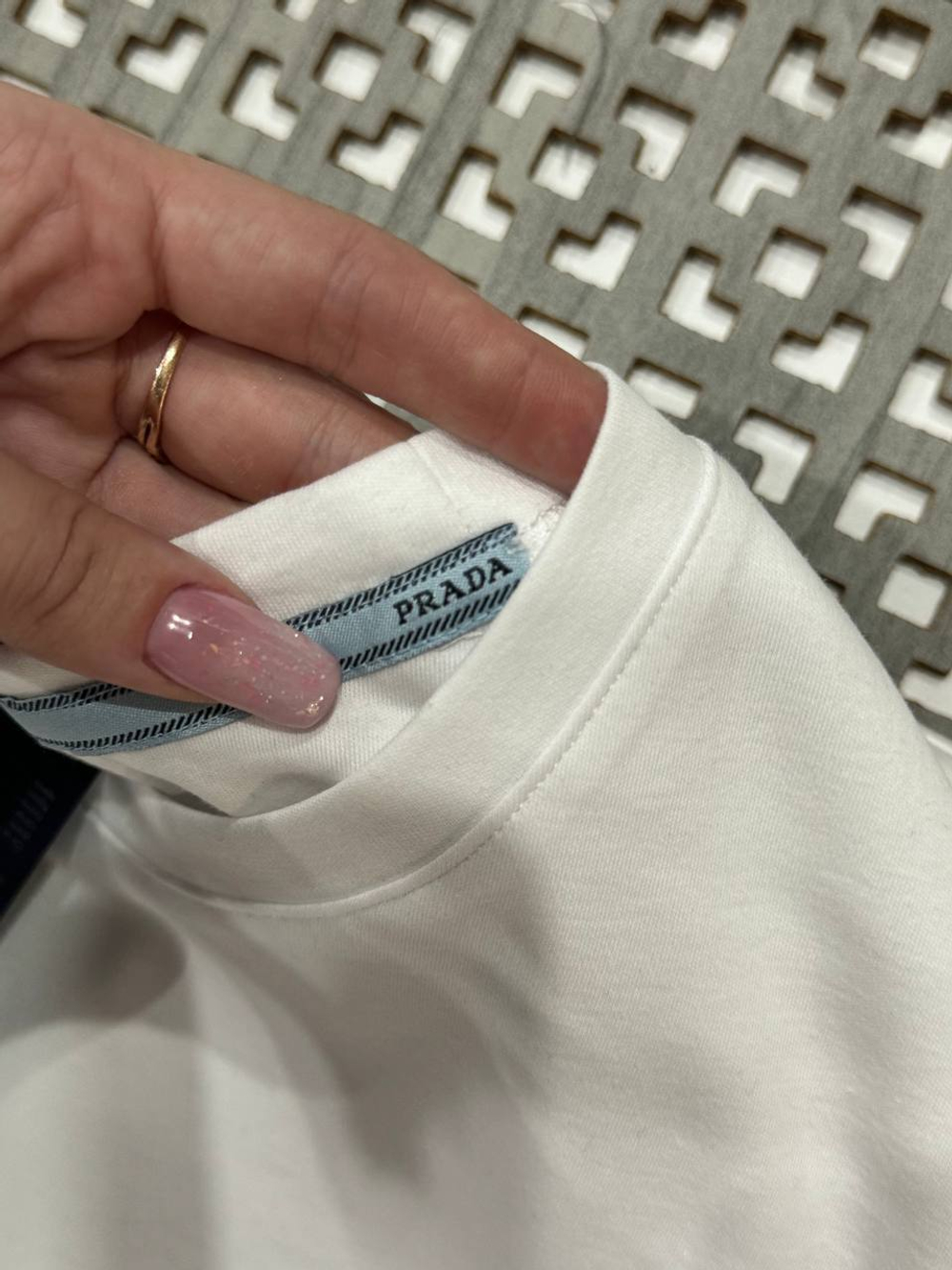 Футболка Bottega Veneta
