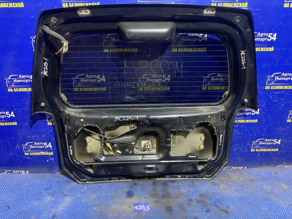 Дверь пятая SUZUKI WAGON R 2003