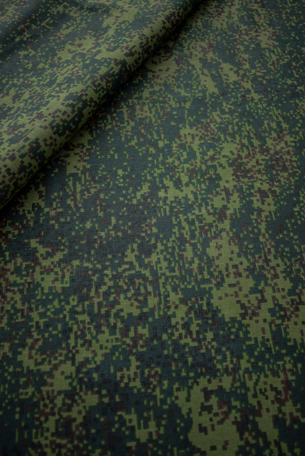 Ткань бязь плательная, рис. "Камуфляж пиксель", ширина 150 см, арт. 271