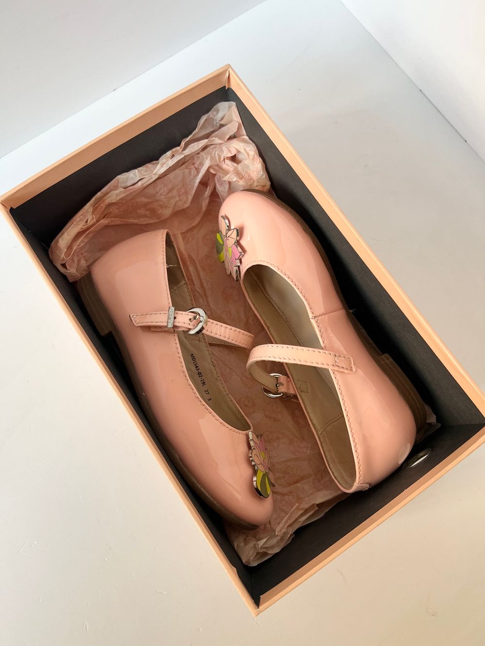 Новые туфли эконика, 27