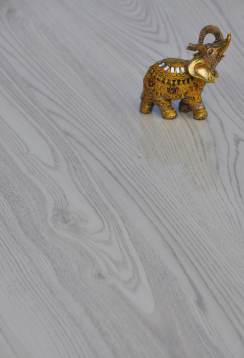 2825 Каштан Белый