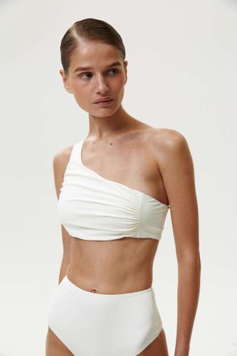 ЛИФ-ТОП НА ОДНО ПЛЕЧО С ДРАПИРОВКОЙ