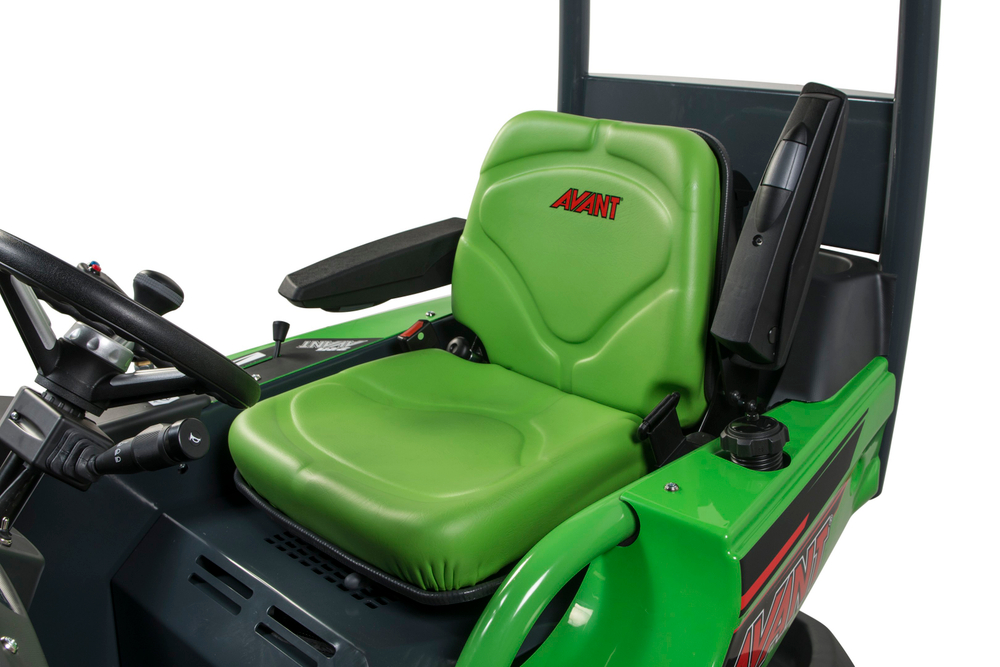 AVANT 200 — КОМПАКТНЫЙ МИНИ-ПОГРУЗЧИК