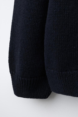 ZARA ВЯЗАНЫЙ СВИТЕР С ЗВЕЗДАМИ И ЗАКЛЕПКАМИ, МОСРКОЙ СИНИЙ