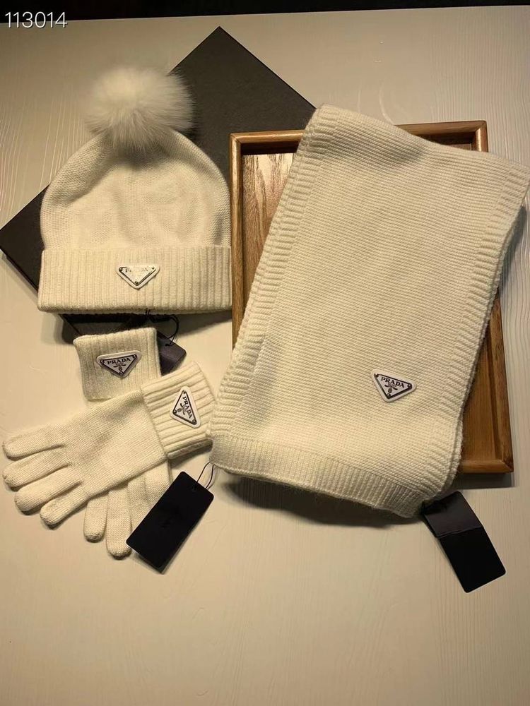 Пуховик Prada