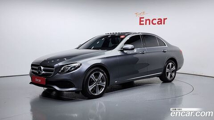 Mercedes-Benz E-Class W213 E220d Avangarde (02.2020)