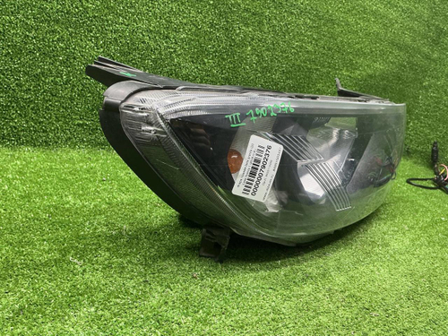 Фара правая Lada Granta (2018-н.в.) галоген