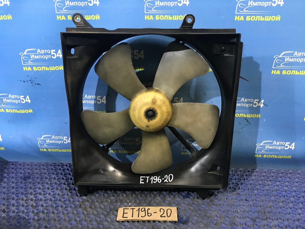 Диффузор радиатора двигателя TOYOTA CALDINA 1996