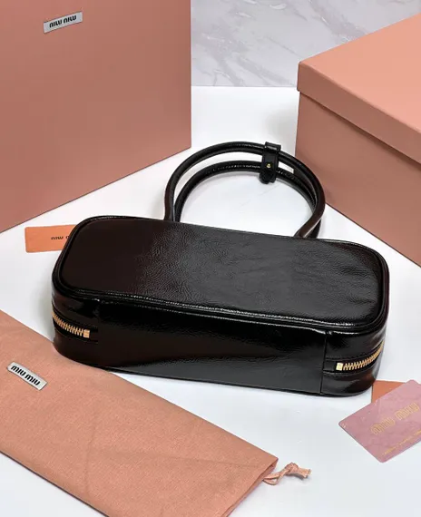 Сумка MIUMIU Beau naplak из лакированной кожи