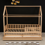 Кровать-домик 90х200 Авила из массива березы с настилом и бортиками, в лаке