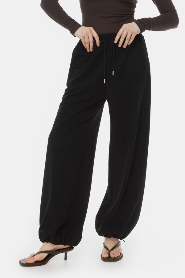 Трикотажные брюки