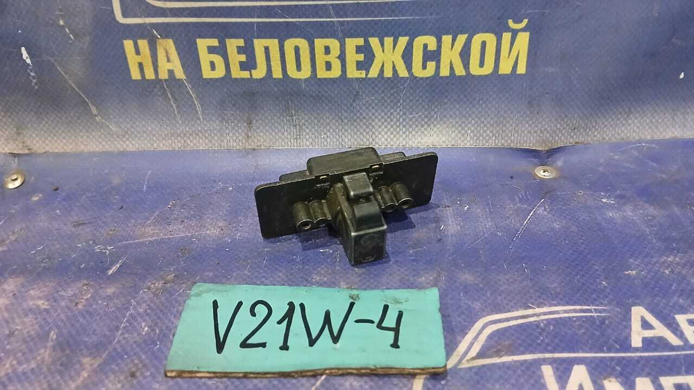 Бардачок пассажирский MITSUBISHI PAJERO 1998
