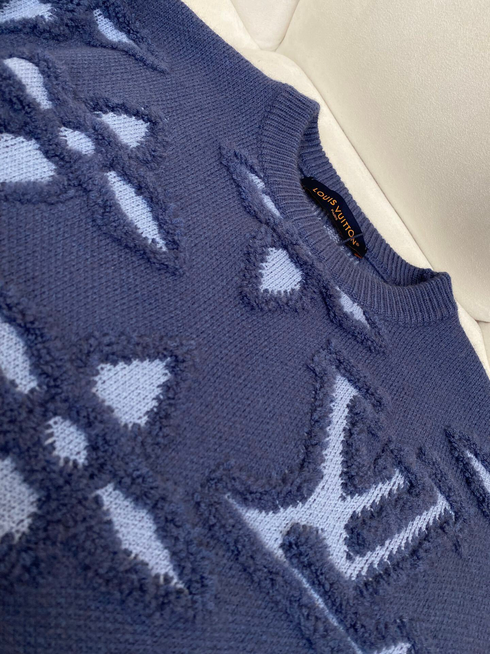 Louis Vuitton Sweatshirt