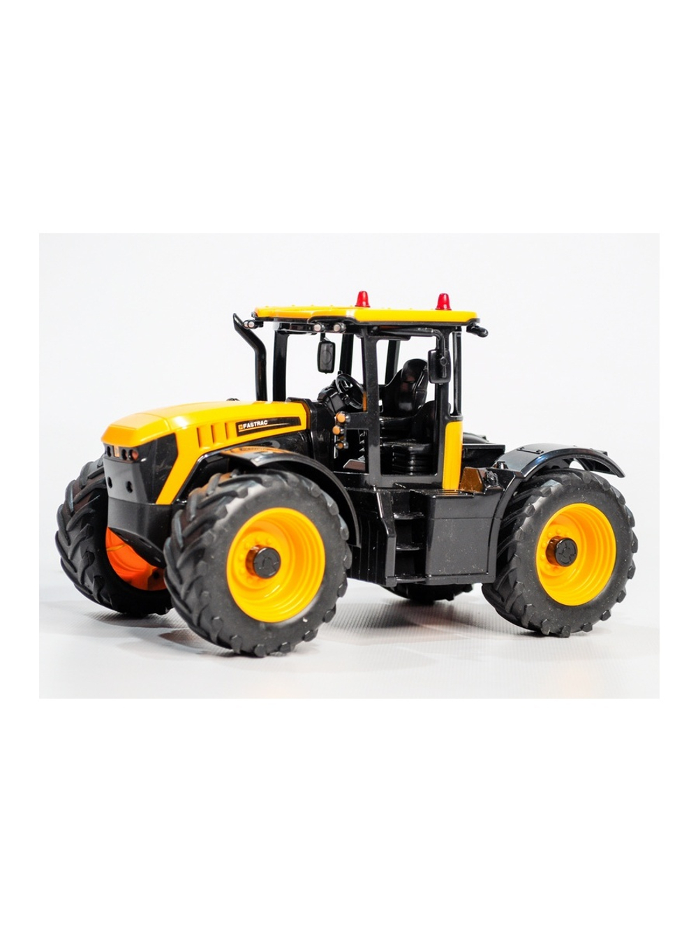 Радиоуправляемый фермерский трактор Double Eagle JCB Fastrac 4220 1/24 2.4G RTR
