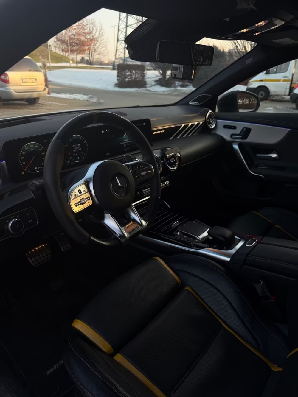 Mercedes-Benz CLA 45 AMG