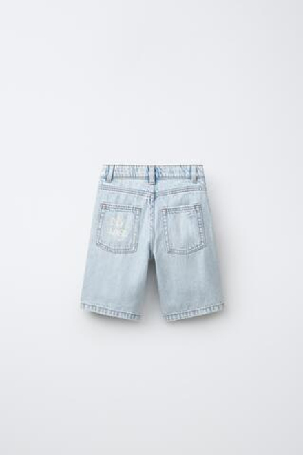 ZARA ДЖИНСОВЫЕ ШОРТЫ С РАЗРЕЗАМИ И ГРАФФИТИ, СИНИЙ