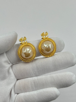 Клипсы с «жемчугом» Karl Lagerfeld