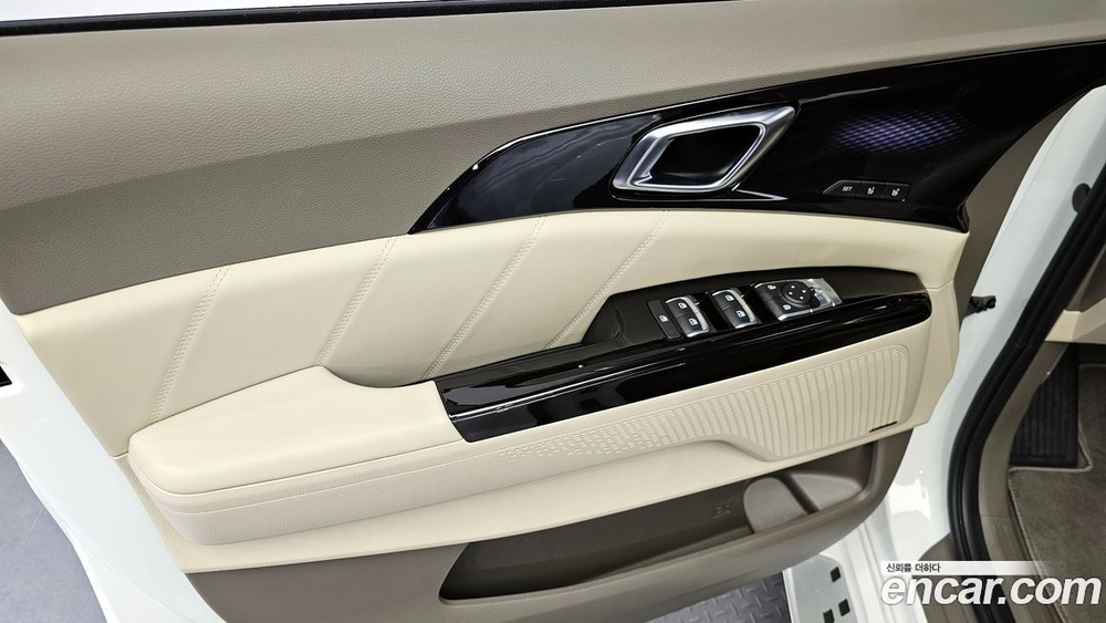 Kia Carnival (Sedona) 4 Generation Бензин 9-и местный High Limousine (01.2022)