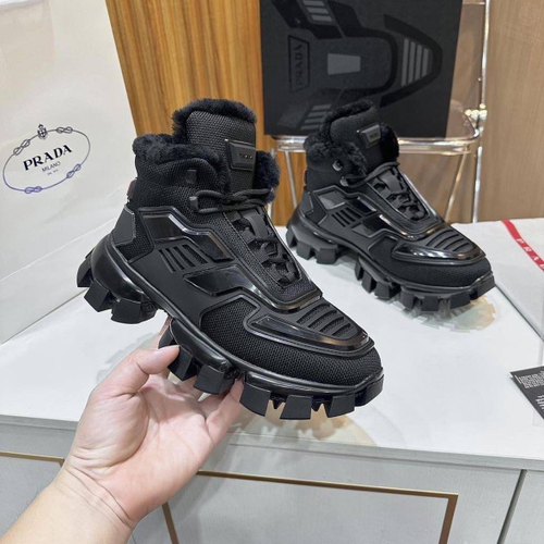 Кроссовки Prada