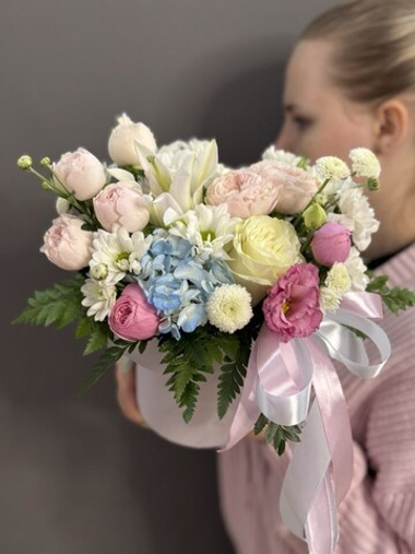 Авторская композиция в розовой гамме