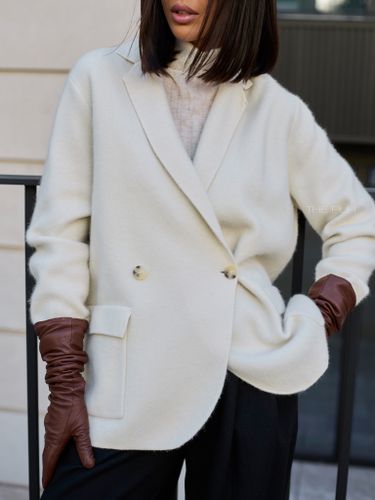 Двубортный молочный жакет из кашемира