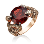 Кольцо «Хранительницы сокровища» из красного золота с гранатом