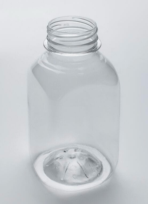 Бутылка ПЭТ 0,3л. Прозрачная Квадрат. d-38мм (17гр) 250шт/упак