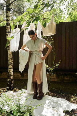 Платье-рубашка с поясом