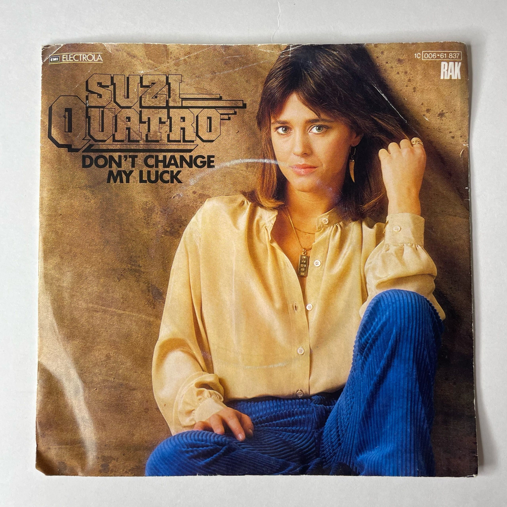 Винтажная виниловая пластинка 7 дюймов (маленькая пластинка) Suzi Quatro Don't Change My Luck (Германия 1978)