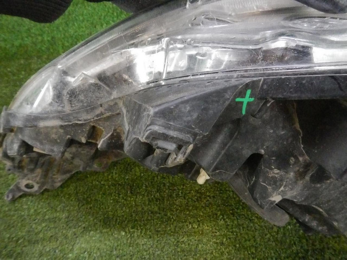 Фара правая Peugeot 508 1 (2011-2014) ксенон