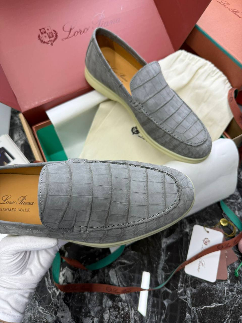 Лоферы Loro Piana кожи крокодила