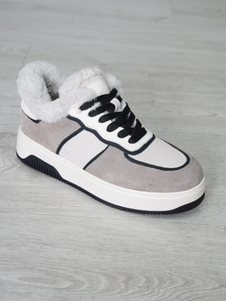 Кроссовки женские зимние