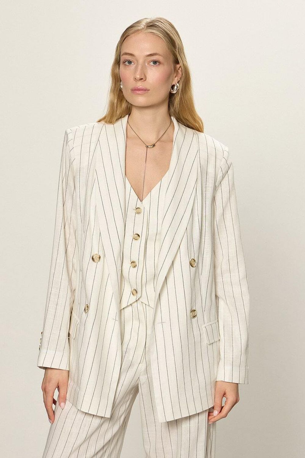 Жилет короткий полоска лён