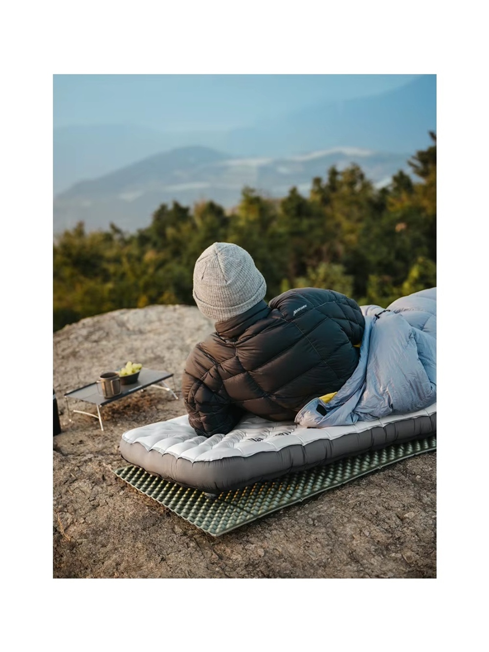 Коврик надувной Naturehike 196х64х10 см, серебристый карбон
