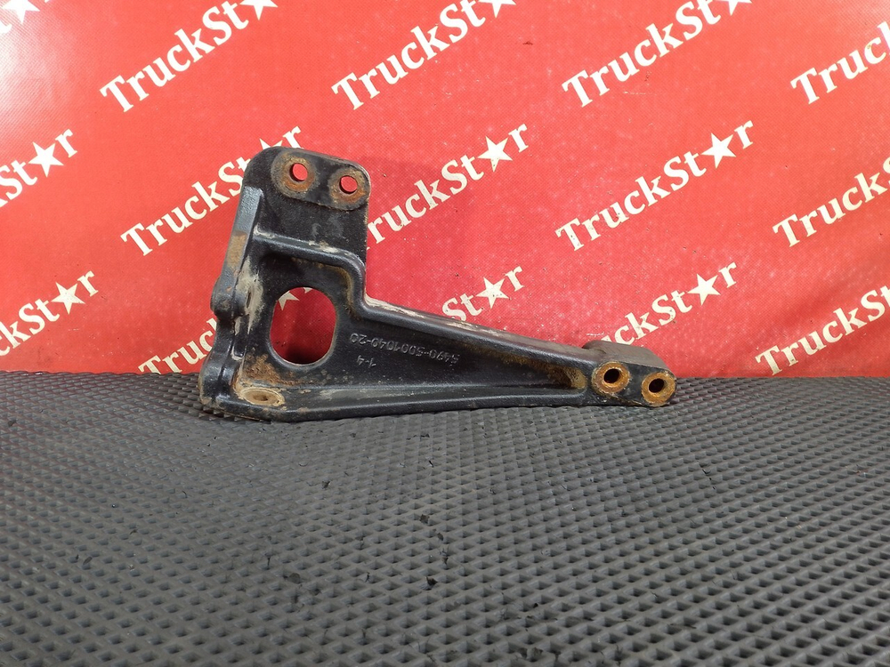 Кронштейн кабины правый 2018г.