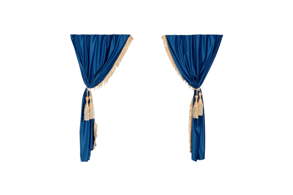 Шторы спального места с прихватами "Кисти" бежевые в кабину Volvo, Scania, MAN, DAF, Merc, Камаз, Sitrak, Shacman, Foton, FAW. Высота 1,5м, ширина одной стороны - 1,15м. Блэкаут, велюр. Синий цвет с бежевой бахромой и бежевыми кистями