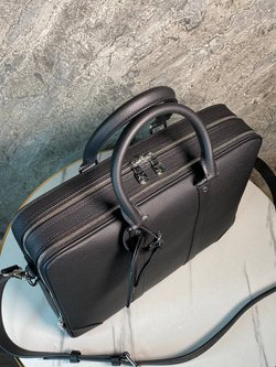 Портфель Louis Vuitton