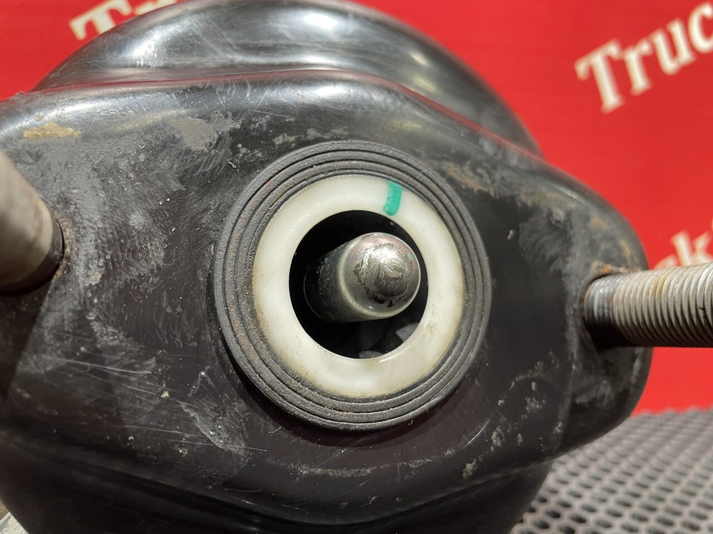 Камера тормозная передняя