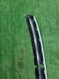 Накладка решетки радиатора Hongqi HS3 (2023-н.в.)