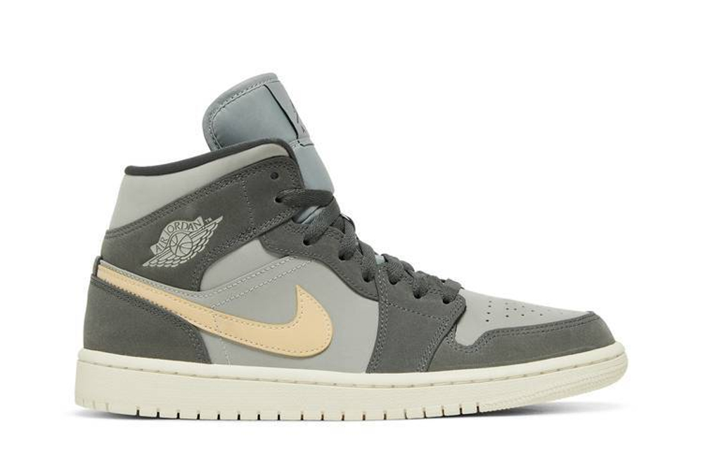 Кроссовки Jordan Air Jordan 1 Mid (Женская размерная сетка)
