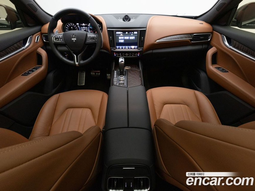 Maserati Levante 2.0 GT AWD (12.2022)