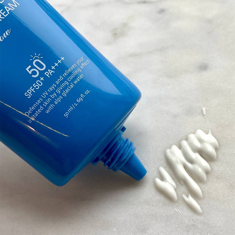 Охлаждающий санскрин JMsolution Edelweiss Glacier Water Alps Sun Cream Snow SPF 50+ PA++++