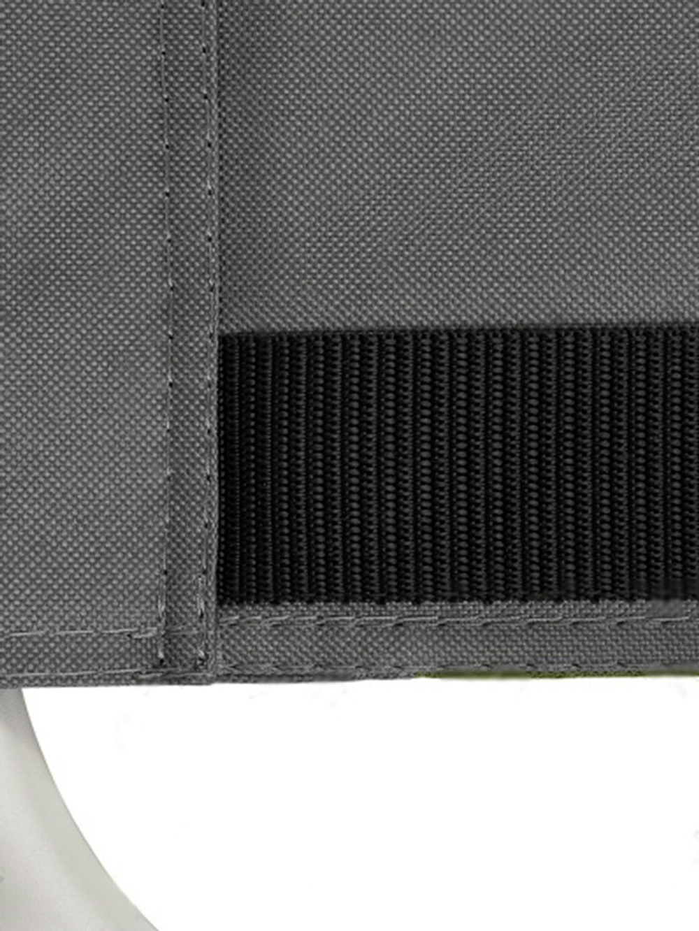 Кресло раскладное Nisus с откидывающим столиком.140кг, карман (алюм. д25) зеленый ромб/серый (N-DC-95200T-K-GG)